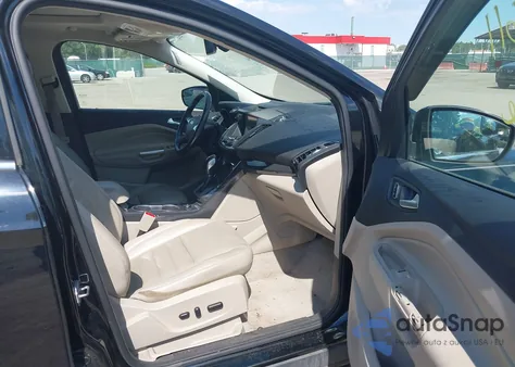 2016 Ford Escape Titanium from USA, damaged, VIN 1FMCU9J98GUC90828